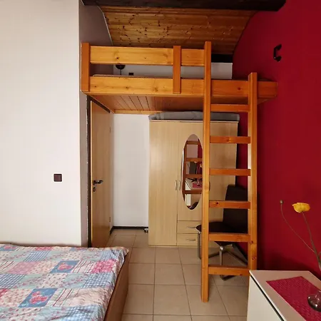 Wooden Bungalow With A Terrace In A Wooded Area * Berneburg